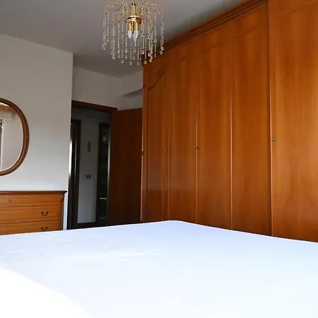 Apartment S345 - Sirolo, Spazioso Trilocale Con Terrazzo *